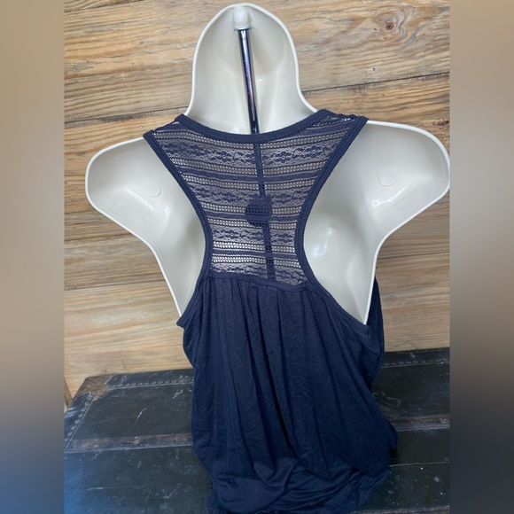 George tank - Picture 2 of 3